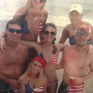 Meet your Posher, Hillary